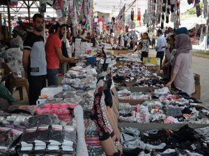Simav Panayırı’nda Son Gün İndirimine Yoğun İlgi