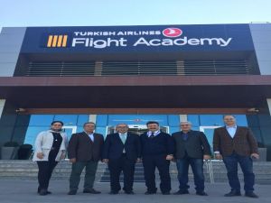 Ayso Yönetimi Çıldır Havalimanı Ve Uçuş Okulu’nu Ziyaret Etti