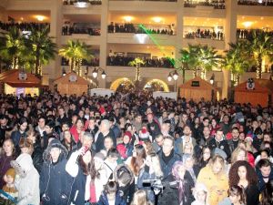 Della Miles Yılbaşında Coşturdu