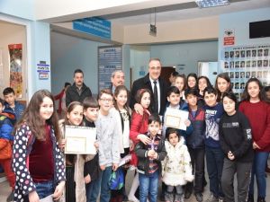 Öğrenciler Karnelerini Başkan Karaçoban’dan Aldı
