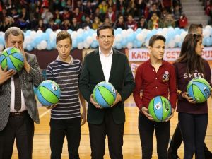 Denizli’de 5 Bin Öğrenciye Karne Hediyesi 5 Bin Basket Topu