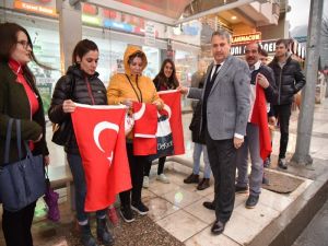Başkan Çerçi’den Bayrak Asma Çağrısı