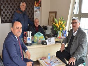 Yunusemre Belediyesinin Muhtarlara Desteği Sürüyor