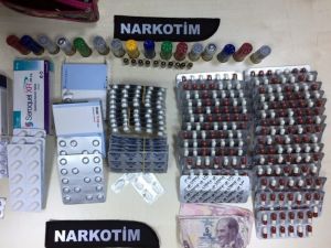 İzmir’de Uyuşturucu Madde Ticareti Yapan 40 Şüpheli Yakalandı