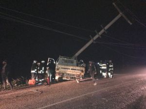 Milas’ta Alkollü Sürücü Elektrik Direğine Çarptı; 1yaralı