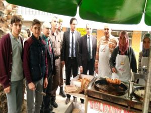 Selendi Anadolu Lisesinden Şehitler İçin Lokma Hayrı