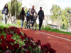 Engelli Bireylere Bisiklet Eğitimi
