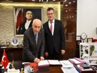 Alaşehir Belediyesi İle Yenimahalle Belediyesi Kardeş Oldu