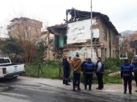 Sanatçı Salkım’ın Doğup Büyüdüğü Ev Yıkıldı