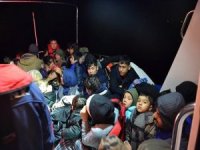 İzmir’de 52 Kaçak Göçmen Yakalandı