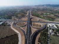 İzmir-çandarlı Arasını 40 Dakikaya Düşüren Otoyol Hizmete Açılıyor