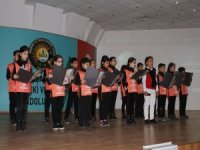 Kuşadası Toprak Dede’yi Unutmadı