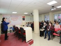 Anne Adayları ’Hamilelik Okulu’ 17. Dönem Eğitimlerine Katıldı