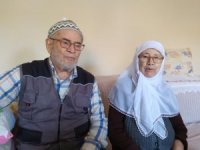 84 Yaşındaki Adamı Jandarma Yüzbaşı Yalanı İle 30 Bin Lira Dolandırdılar