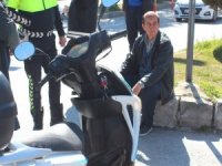 Kiralık Araçla Motosiklete Çarpıp Kaçtı