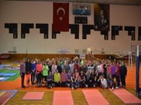 Kuşadası’nda Sağlıklı Kadın Sağlıklı Toplum Kurslarına Yoğun İlgi