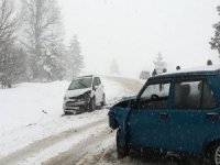 Kar Yağışı Kazaya Sebep Oldu