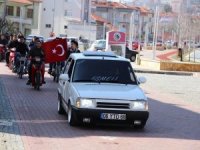 Otomobil Tutkunları Şehitler İçin Konvoy Yaptı