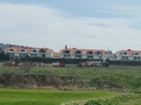 Bir Otelin Çatısında Çıkan Yangın Paniğe Sebep Oldu