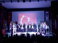 Mer Kolejinde İstiklal Marşı Coşkusu