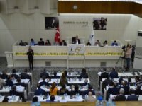 İzmir Büyükşehir Belediye Meclisinde Arazi Planı Değişikliği Tartışması