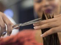 Muğla’da Berber Ve Kuaförler Kapanıyor