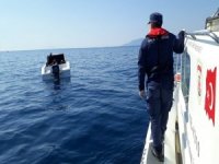İzmir Açıklarında 6’sı Çocuk 30 Göçmen Kurtarıldı