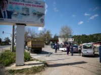 Görüntü Kirliliği İle Mücadele Eden Başkan Kendi Tabelasında Söktürdü