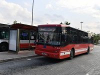 İzmir’de Otobüs Sayısı Azaltılmıyor