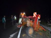 Söke’de Tır Traktöre Çarptı; 1 Yaralı