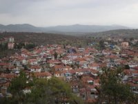 Bu Beldede Tüm Araçlar Ücretsiz Dezenfekte Ediliyor