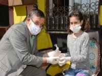 Bilgisayar İçin Biriktirdikleri Parayı Milli Dayanışma Kampanyasına Bağışladılar