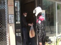 Yunus Timleri Ekmeksiz Kalan Ailenin İmdadına Yetişti