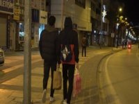 Denizli’de Sokağa Çıkma Yasağının Sona Ermesiyle Vatandaşlar Caddelere Akın Etti