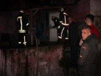 Tek Katlı Ev Çıkan Yangında Kullanılamaz Hale Geldi