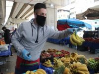 İzmir’de Sokağa Çıkma Yasağı Öncesi Pazarlarda Fiyat Artışı