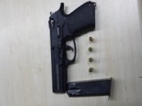 Otomobilden Alkol Satışı Yapan Sürücü, Kovalamaca Sonucu Yakalandı