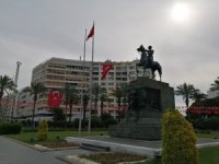 İzmir’de Sessiz 23 Nisan