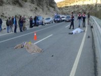 Motosiklet Bariyerlere Çarptı: 2 Ölü