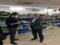 Belediye Başkanı Akağaç, Esnaflara Maske Dağıttı