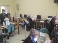 Dumlupınar’da Gönüllü Maske Üretiyorlar