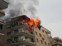 Apartmanda Dehşete Düşüren Mutfak Tüpü Patlaması Kameraya Yansıdı
