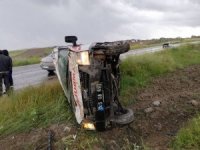 Manisa’da Hasta Nakil Ambulansı Kaza Yaptı