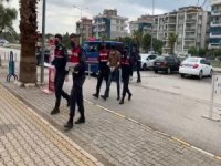 15 Farklı Suçtan Aranan Şahıs Sahte Kimlikle Yakalandı