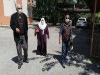 50 Gün Sonra İlk Kez Dışarı Çıktılar