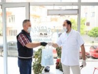 Büyükşehir, Berber Ve Kuaförlere Koruyucu Set Dağıttı