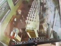 İzmir’deki Kuyumcu Soygunu Güvenlik Kamerasında