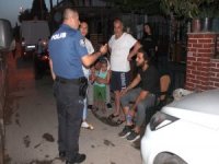 Yaralanan Sürücünün Yardımına Mahalleli Yetişti