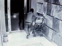 Hırsızlar Bebek Arabası Ve Ayakkabı Çalarken Kameralara Yakalandı