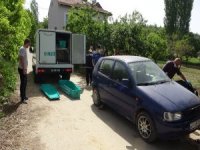 Kriko Kayınca Aracın Altında Kaldı